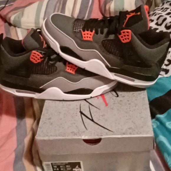 Jordan Other - Jordan 4 infrared dead stock high end reps bought 4 educational purposes UA